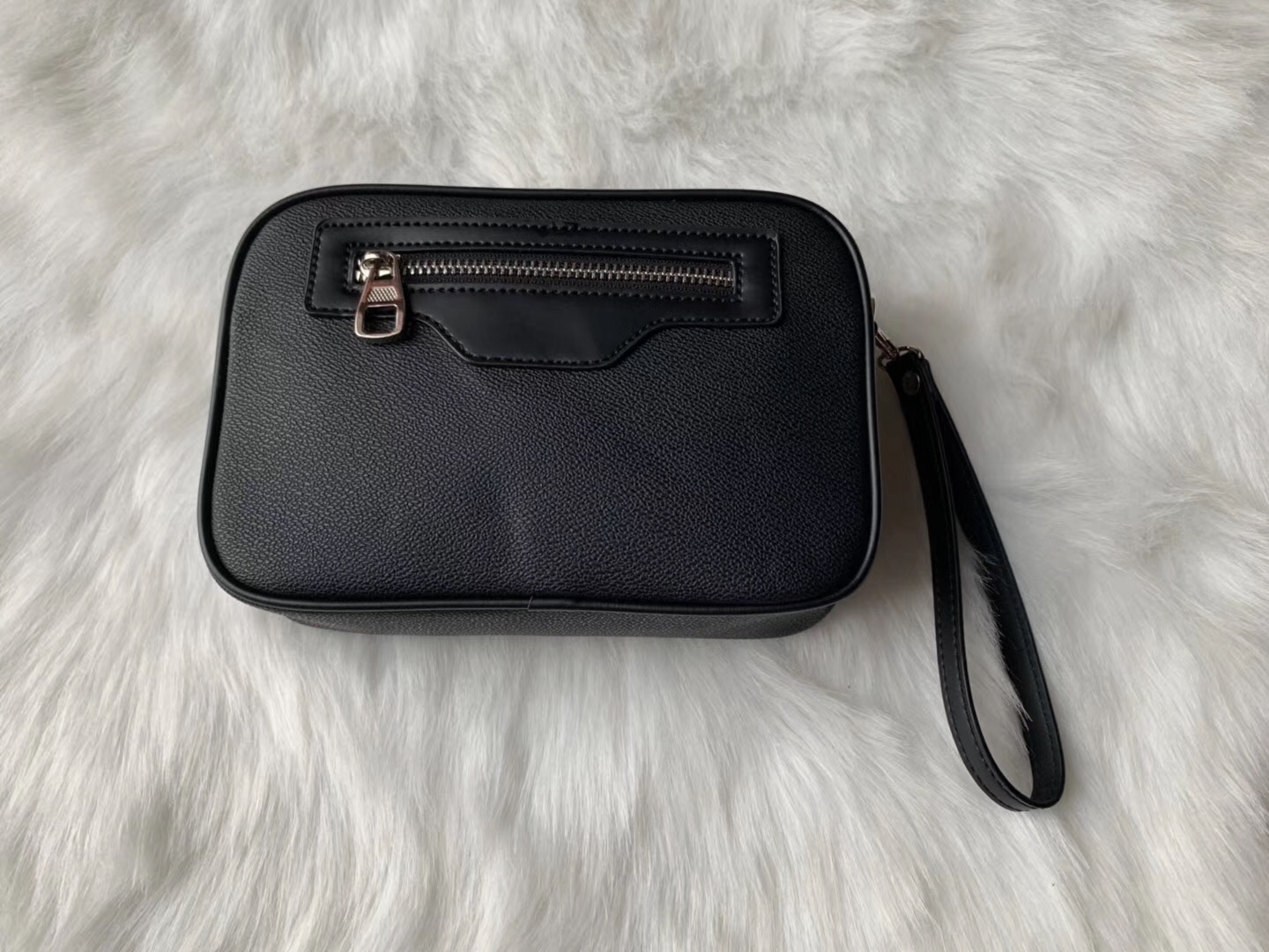 2021 High quality fashion men bags travel toilet pouch women toiletries organizer make classical toiletry with dust bag wallet, Invoices are not sold separately
2021 High quality fashion men bags travel toilet pouch women toiletries organizer make classical toiletry with dust bag wallet, Invoices are not sold separately
