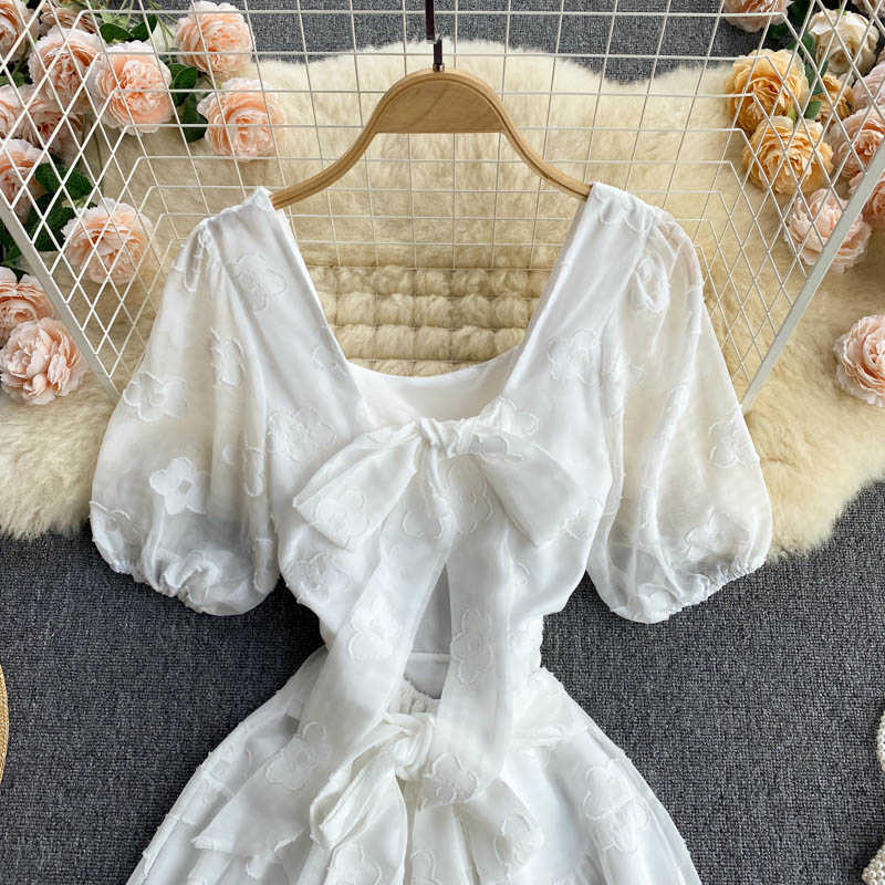 DEAT Women White Dress Square Collar Short Puff Sleeve Arrivals Lady Temperament Fashion Spring Summer 11D567 210709