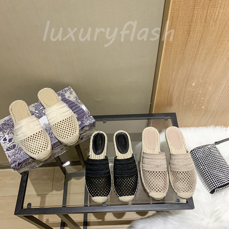 Hollow Embroidery Designer Slipper Ladies Slippers Casual Flat Shoes Handmade 2021 Outing Fashion TOTE Series Matching, This option is not for sale.
Hollow Embroidery Designer Slipper Ladies Slippers Casual Flat Shoes Handmade 2021 Outing Fashion TOTE Series Matching, This option is not for sale.