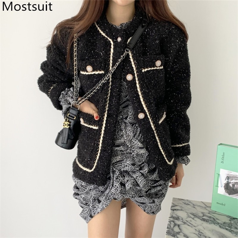 Lambswool Korean Vintage Women Jacket Coat Winter Single Breasted Long Sleeve O-neck Chains Ladies Fashion Coats Femme 210518, Grey
Lambswool Korean Vintage Women Jacket Coat Winter Single Breasted Long Sleeve O-neck Chains Ladies Fashion Coats Femme 210518, Grey