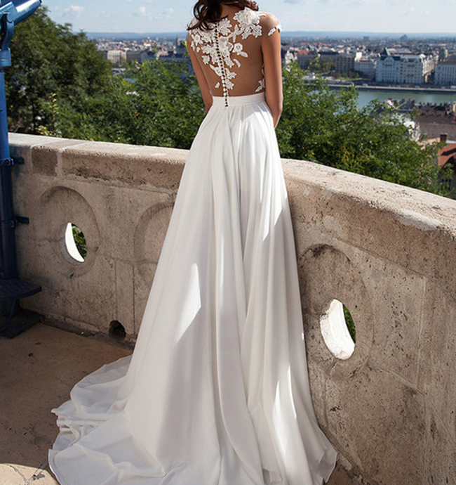 Summer Chiffon A Line Wedding Dress Sexy Side Slit Long boho Beach Bridal Gowns Illusion Bodice Lace Appliques Short Sleeve Bohemian Bride Wedding Dre