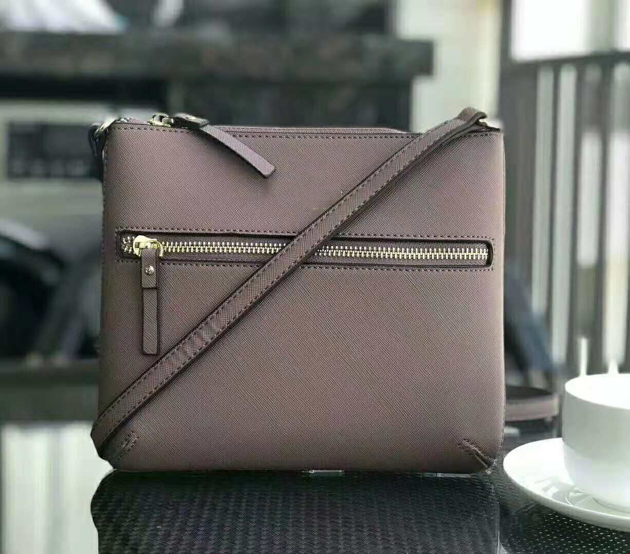 Women Luxurys Designers handbags shoulder bags Cross Body handbag crossbody Messenger bag zippers pu purses 10 colors, Wine red
Women Luxurys Designers handbags shoulder bags Cross Body handbag crossbody Messenger bag zippers pu purses 10 colors, Wine red