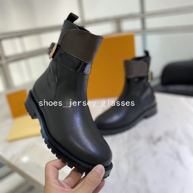 Womens Black Brown Leather Discovery Flat Ankle Boots Designer Lady Gold-tone Buckle Strap Rubber Outsole Martin Boot Chelsea Booties With Original Box Big Size 35-41, 001
Womens Black Brown Leather Discovery Flat Ankle Boots Designer Lady Gold-tone Buckle Strap Rubber Outsole Martin Boot Chelsea Booties With Original Box Big Size 35-41, 001