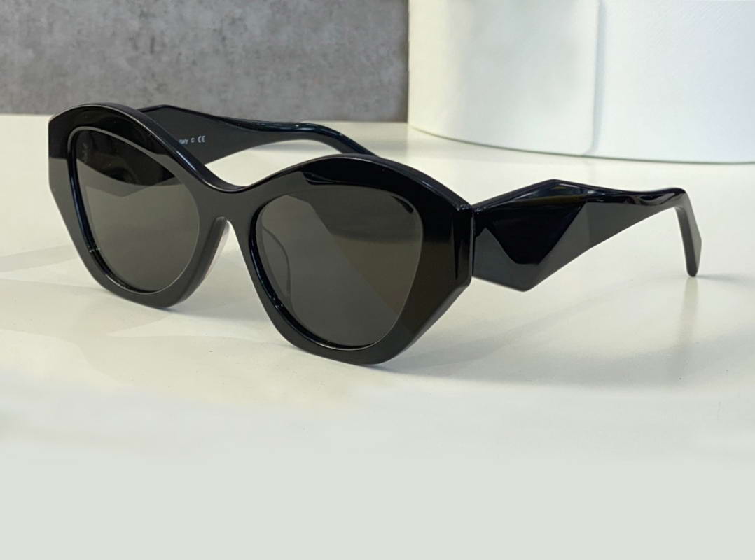 Irregular Sunglasses 07y Black Dark Grey Lens Cateye Glasses Occhiali da sole Women Men Sun Shades Eye wear with box
Irregular Sunglasses 07y Black Dark Grey Lens Cateye Glasses Occhiali da sole Women Men Sun Shades Eye wear with box