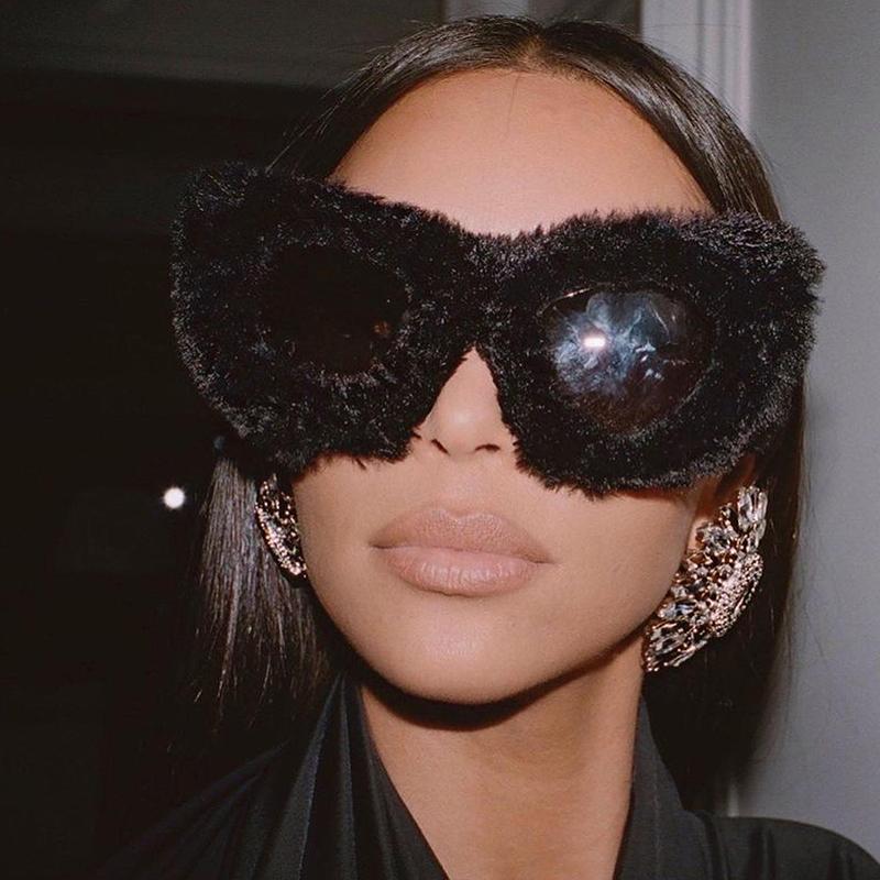 Sunglasses Trendy Cat Eye Women 2022 Punk Soft Fur Velvet Sun Glasses Ladies UV400 Shades Handmade Plush Eyewear, White;black
Sunglasses Trendy Cat Eye Women 2022 Punk Soft Fur Velvet Sun Glasses Ladies UV400 Shades Handmade Plush Eyewear, White;black