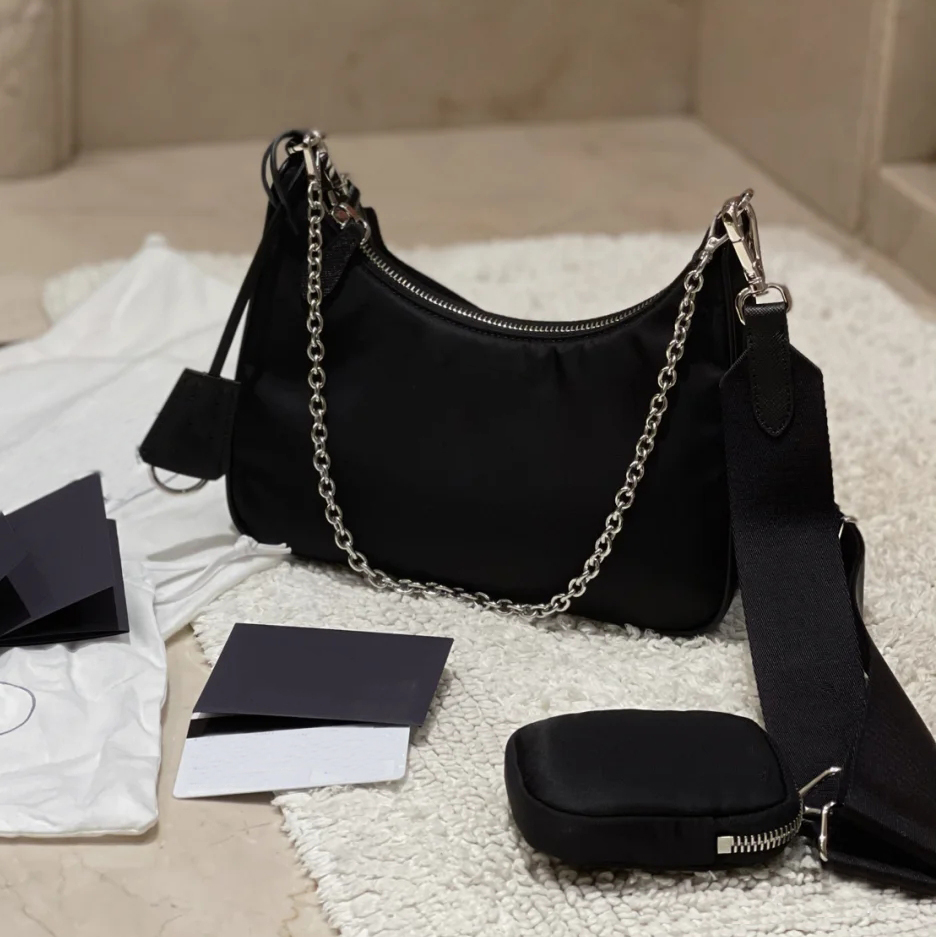 Nylon Handbags womens Shoulder Bags wholesale high quality fashion lady Hobo Crossbody bag wallets Dustproof bag with gift box, With box
Nylon Handbags womens Shoulder Bags wholesale high quality fashion lady Hobo Crossbody bag wallets Dustproof bag with gift box, With box