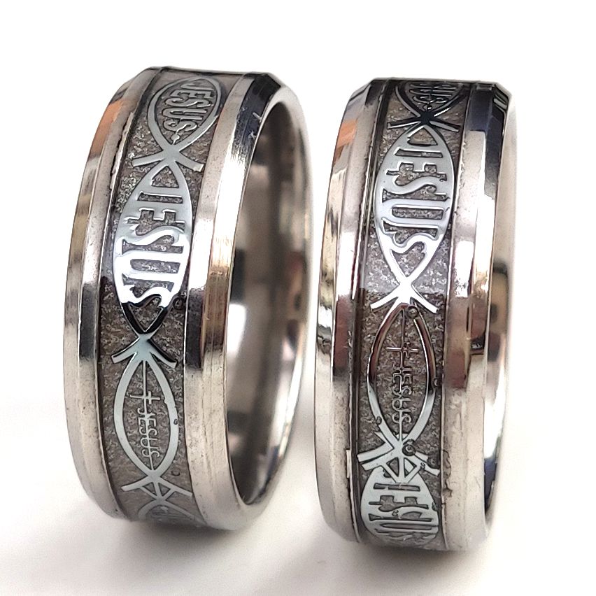24pcs/lot High Quality Jesus Letter 316L Stainless Steel Ring Top Color Mix Religious Christian Fish Finger Rings Men Women Wedding Jewelry Male Bible