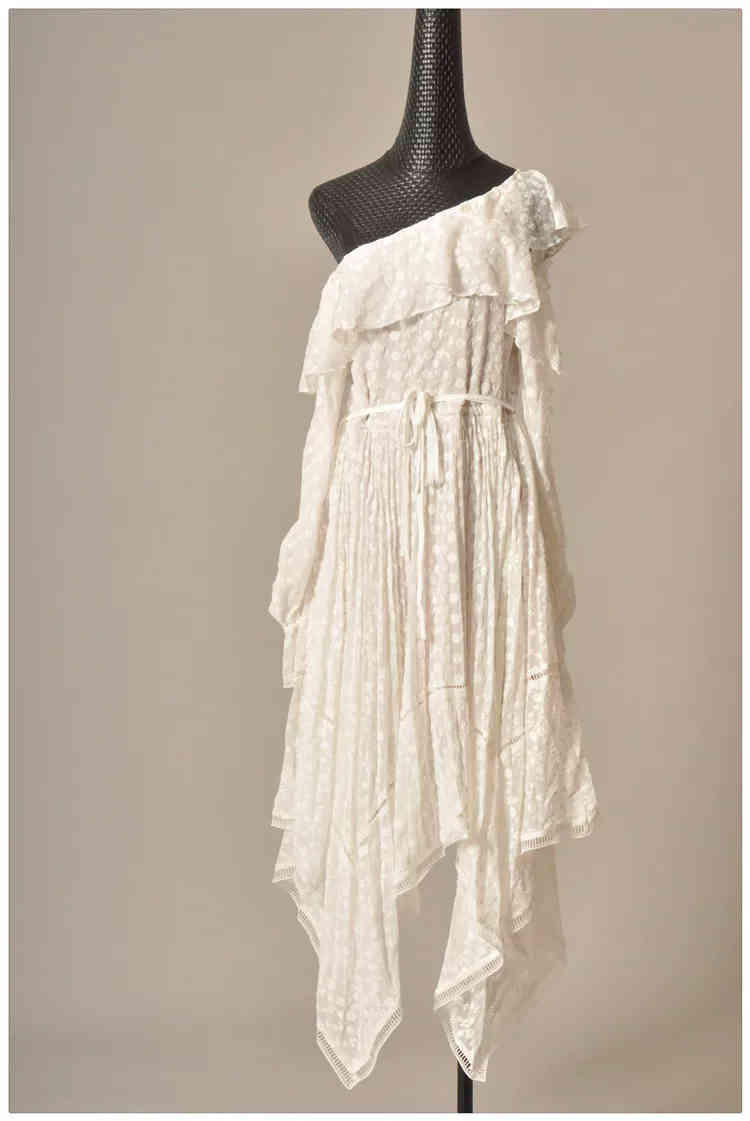 Spring Women White Long Sleeve One Shoulder Lace Ruffles Embroidery Dress Elegant Asymmetrical Runway Dresses Vestidos 210421