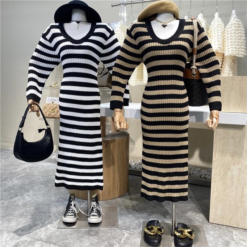 Casual Dresses Robe Femme Retro Fashion Stretch V Neck Long Sleeve Striped Knitted Dress Lady Wrap Hip Wild Slim Vestido Feminino Autumn, Black
Casual Dresses Robe Femme Retro Fashion Stretch V Neck Long Sleeve Striped Knitted Dress Lady Wrap Hip Wild Slim Vestido Feminino Autumn, Black