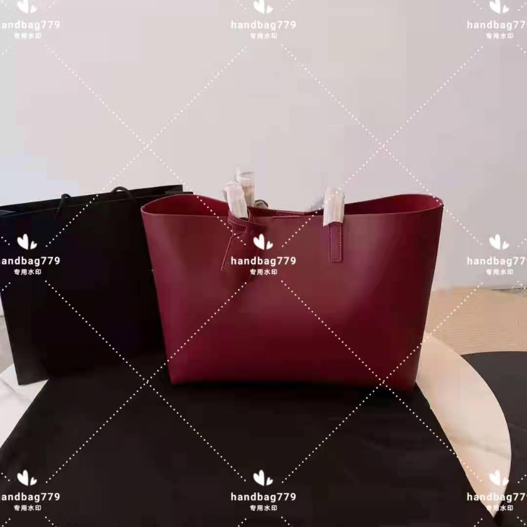 Premium Leather Solid Color Shopping Bag for Men and Women practical wear resisting classic Business Notebook Designer Large Volume Summer B
Premium Leather Solid Color Shopping Bag for Men and Women practical wear resisting classic Business Notebook Designer Large Volume Summer B
