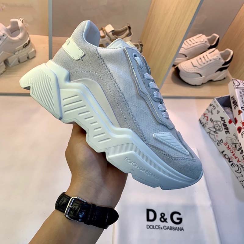 Luxury Brand Sneakers Shoes Designer Sneaker Floral Brocade Genuine Leather Men Women Shoe dqbag 060, Box
Luxury Brand Sneakers Shoes Designer Sneaker Floral Brocade Genuine Leather Men Women Shoe dqbag 060, Box