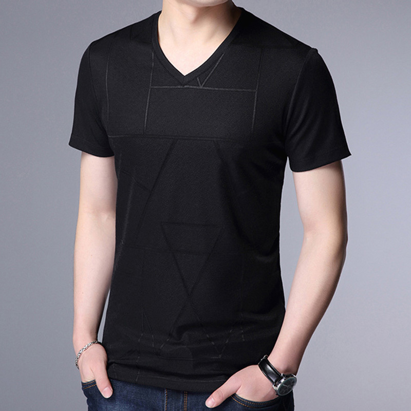 Liseaven Men's T-Shirts New Arrival V-Neck Short Sleeve tshirt Summer T Shirt Men's Slim Fit Tee Shirt 210319