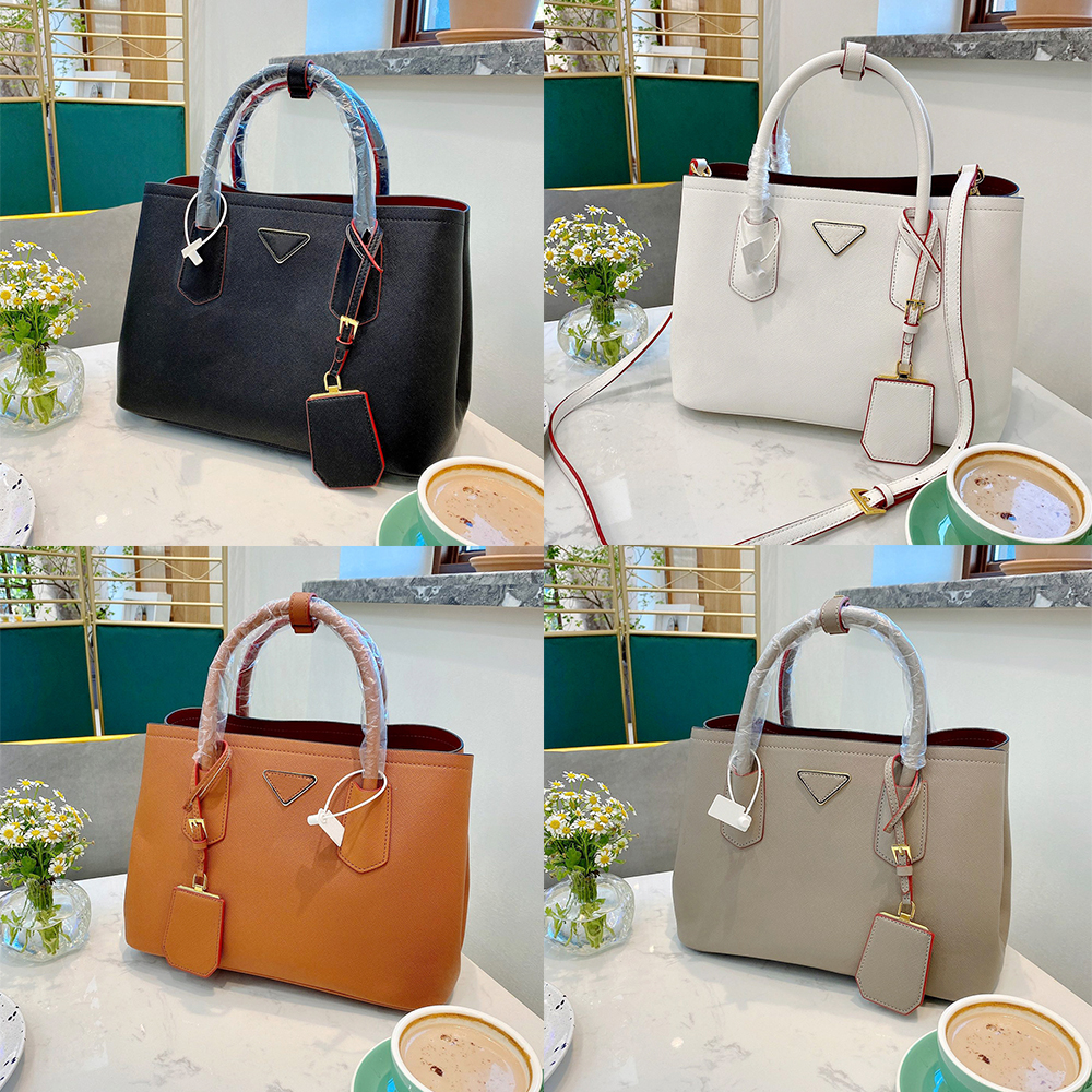 Top quality Luxurys Designers Bag Genuine Leather Women handbag Fashion female Crossbody Handbags Tote Lady Shoulder Vintage bags Wallet 2021 with Box, A3
Top quality Luxurys Designers Bag Genuine Leather Women handbag Fashion female Crossbody Handbags Tote Lady Shoulder Vintage bags Wallet 2021 with Box, A3