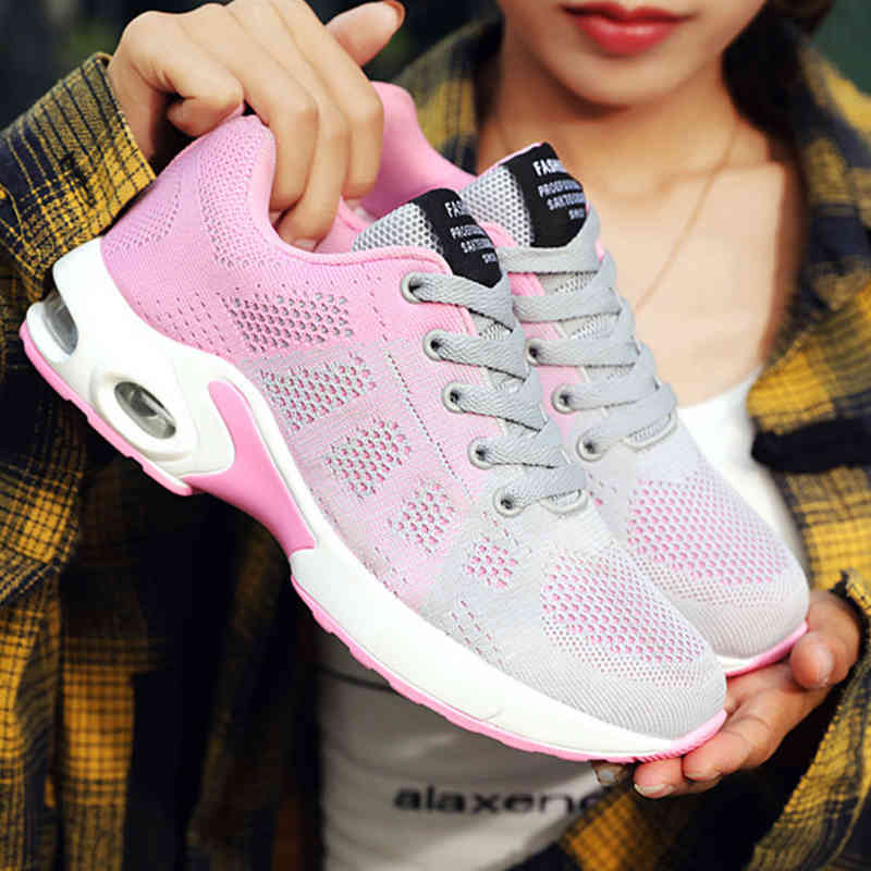 Running shoes 2021 Nieuwe Outdoor Ademend Mode Vrouwen Sportschoenen Fitness Sneakers Comfortabele Atletische Training Lichtget Schoeisel 0913, Purple
Running shoes 2021 Nieuwe Outdoor Ademend Mode Vrouwen Sportschoenen Fitness Sneakers Comfortabele Atletische Training Lichtget Schoeisel 0913, Purple