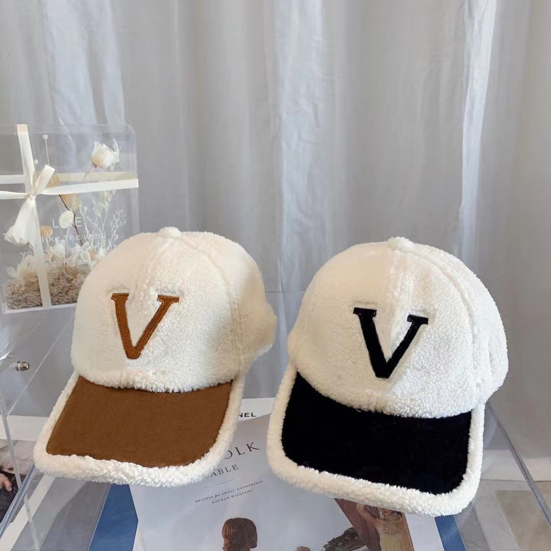 Luxury Brand Cashmere Baseball Cap Designer Men And Women Casual All-Match Ball Caps Fashion Autumn Winter Warm, White
Luxury Brand Cashmere Baseball Cap Designer Men And Women Casual All-Match Ball Caps Fashion Autumn Winter Warm, White