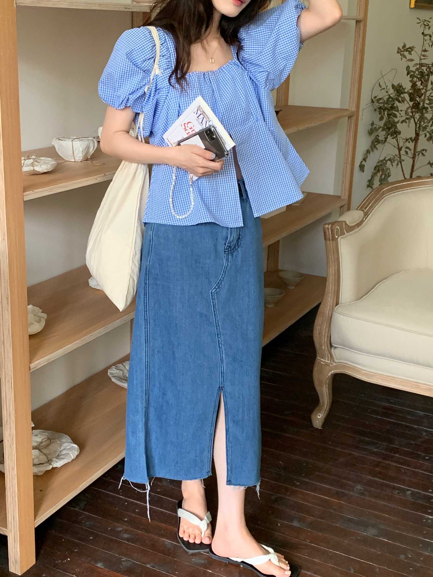 Korejpaa Women Shirt Summer Korean Chic Western Style Square Collar Exposed Clavicle Loose Check Puff Sleeve Split Blouses 210526