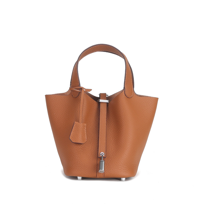 With box 7A Designers Bags Womens Luxurys handmade Handbags Vegetable Basket Bag Togo Leather Shoulder Bucket Carry tote Handbag Lock purse picotins 18 organizer, Fedex
With box 7A Designers Bags Womens Luxurys handmade Handbags Vegetable Basket Bag Togo Leather Shoulder Bucket Carry tote Handbag Lock purse picotins 18 organizer, Fedex