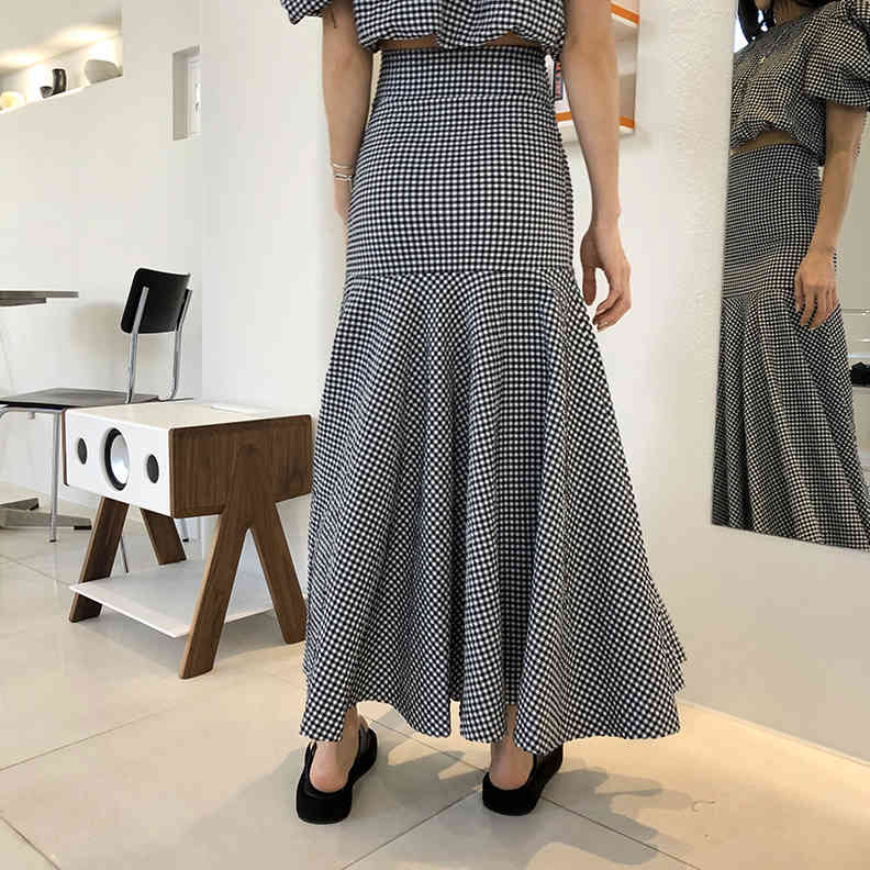 Summer Women fashion Sexy Plaid Puff short sleeve shirt + Bodycon Long mermaid Skirt Sets 2 Pieces Casual Suit Set 210519