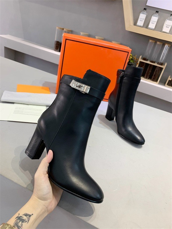 Dio fashion men shoes leather Lettered man casual shoes Soft cowhide woman Flat Black white Walking Elastic Sports shoes Large, Choose the color
Dio fashion men shoes leather Lettered man casual shoes Soft cowhide woman Flat Black white Walking Elastic Sports shoes Large, Choose the color
