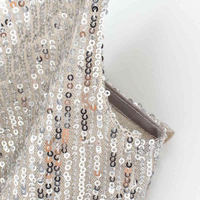 Sexy Woman Silver Sequined V Neck Camisole Spring Summer Fashion Ladies Shiny Club Tank Female Elegant Blingbling Vest 210515