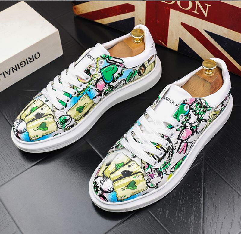 New fashion male white board boots Korean print casual - hip hop shoes Zapatillas Hombre b38, Red
New fashion male white board boots Korean print casual - hip hop shoes Zapatillas Hombre b38, Red