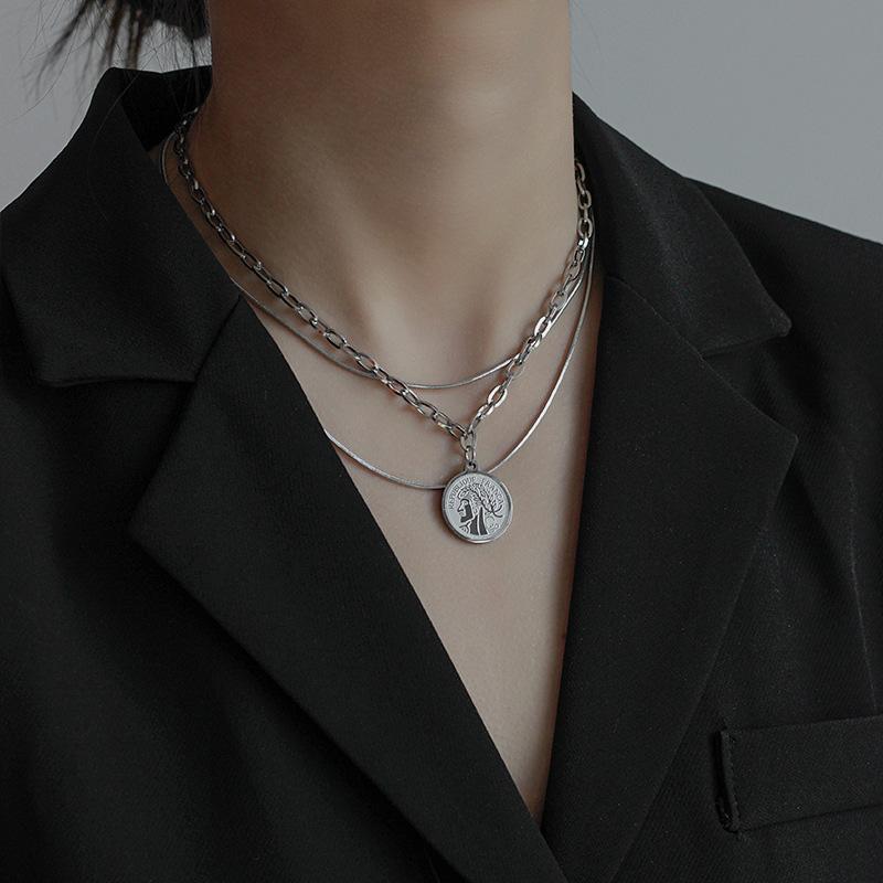 Chains Vintage Multi Layered Lock Portrait Pearl Round Coin Pendants Necklaces For Women Bohemia Silver Color Choker Drop
Chains Vintage Multi Layered Lock Portrait Pearl Round Coin Pendants Necklaces For Women Bohemia Silver Color Choker Drop