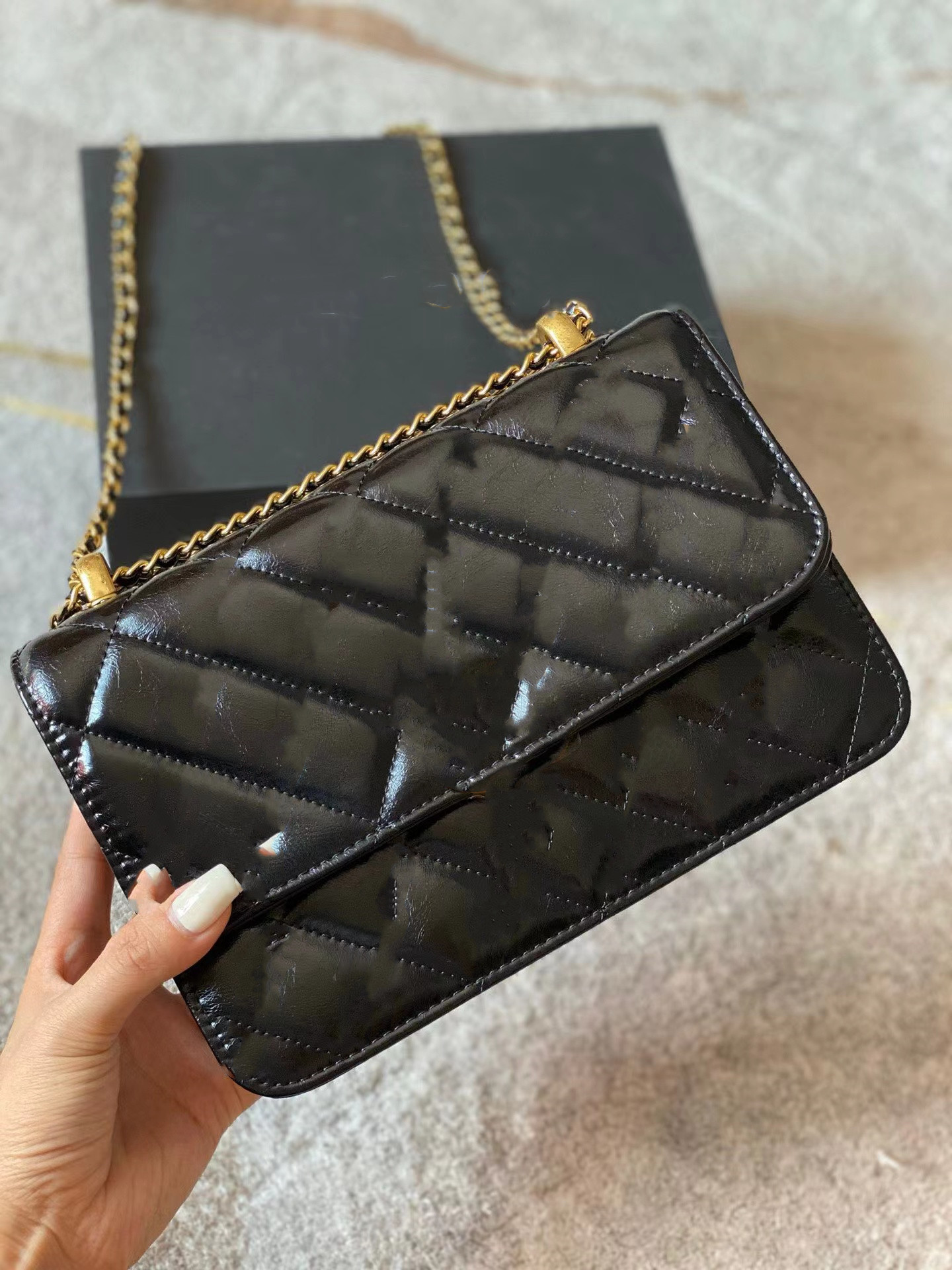 5A+ Top Shoulder Bag Brand Designer Handbag Women Fashion Luxury Original Leather Messenger Bag With Box 22cm, Package
5A+ Top Shoulder Bag Brand Designer Handbag Women Fashion Luxury Original Leather Messenger Bag With Box 22cm, Package