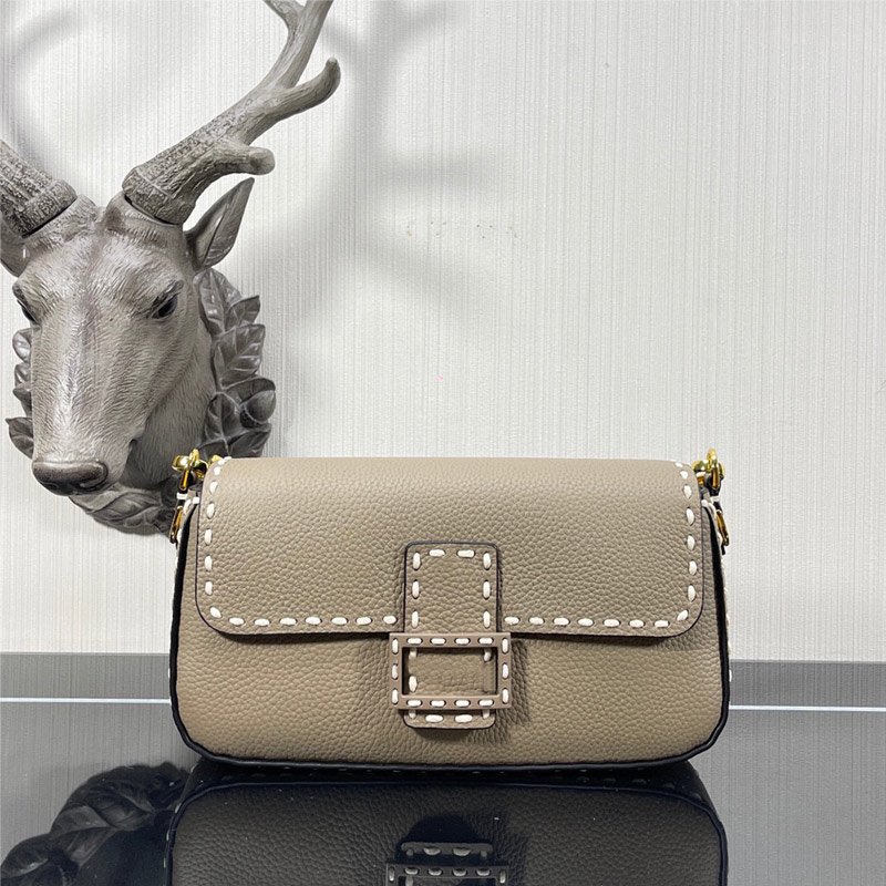 Crossbody Bag Women Baguette Handbags Shoulder Bags Cowhide Leather Classic Square Buckle Plain Messenger Bags Handbag Purse
Crossbody Bag Women Baguette Handbags Shoulder Bags Cowhide Leather Classic Square Buckle Plain Messenger Bags Handbag Purse