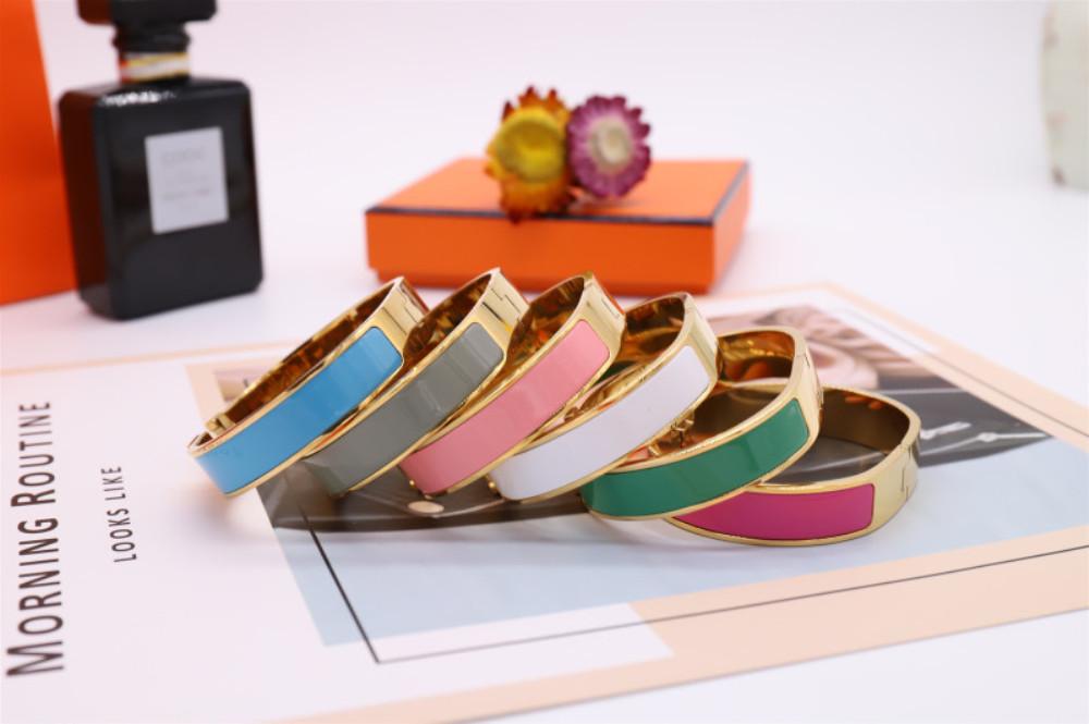 Woman Gold Bracelet for Man Women Cuff Enamel Rainbow Jewelry Bracelets Jewelrys Bangle 11 Color Optional With BOX, White
Woman Gold Bracelet for Man Women Cuff Enamel Rainbow Jewelry Bracelets Jewelrys Bangle 11 Color Optional With BOX, White