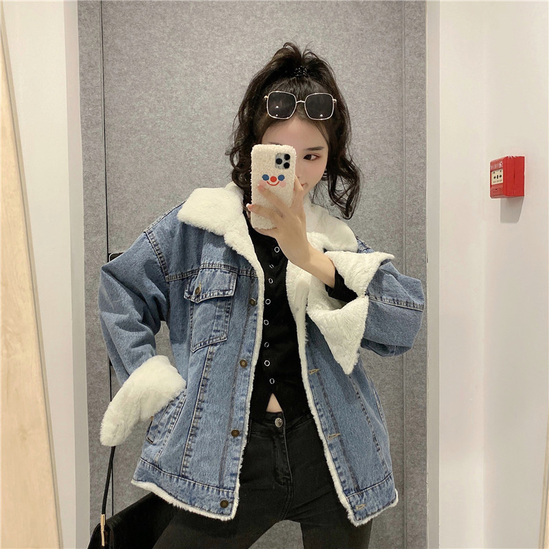 Winter Coat Women Casual Loose Denim Jacket Female Long Sleeve Single Breasted Outerwear Fashion Warm Fur Jean Coat Korean 210521