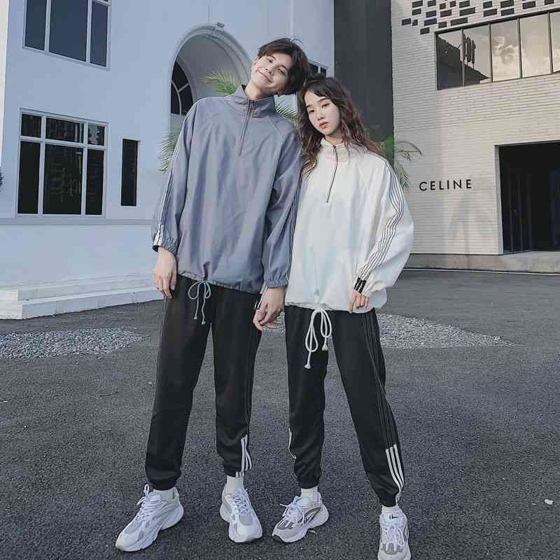 Harajuku style couple autumn stand collar leisure long sleeve sweater ins new Korean sports suit student class dress, Gray
Harajuku style couple autumn stand collar leisure long sleeve sweater ins new Korean sports suit student class dress, Gray