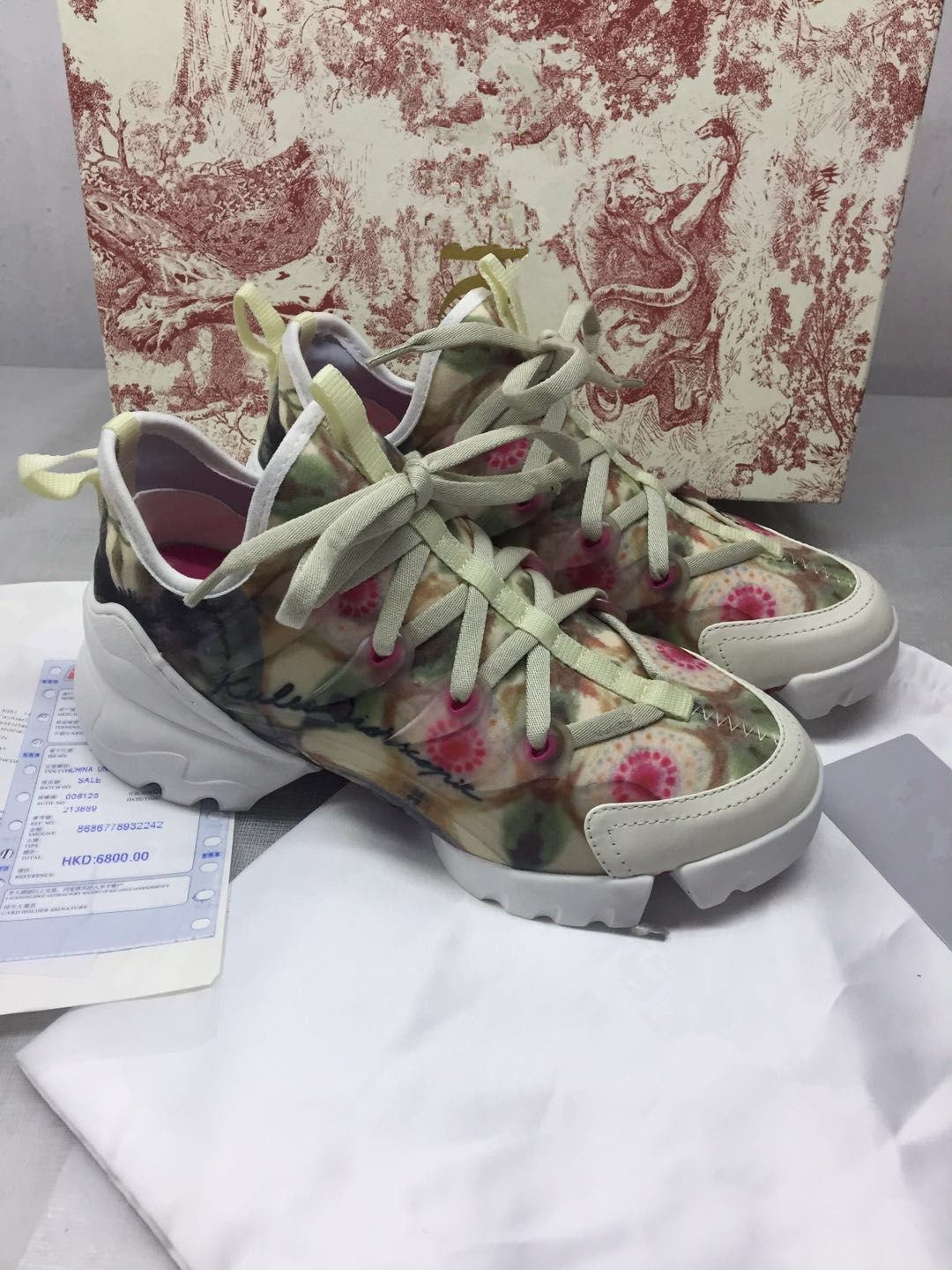 Alexander Top quality spring summer designer casual shoes fashion flowers sports woman shoes printing lace thick bottom, Choose the color
Alexander Top quality spring summer designer casual shoes fashion flowers sports woman shoes printing lace thick bottom, Choose the color