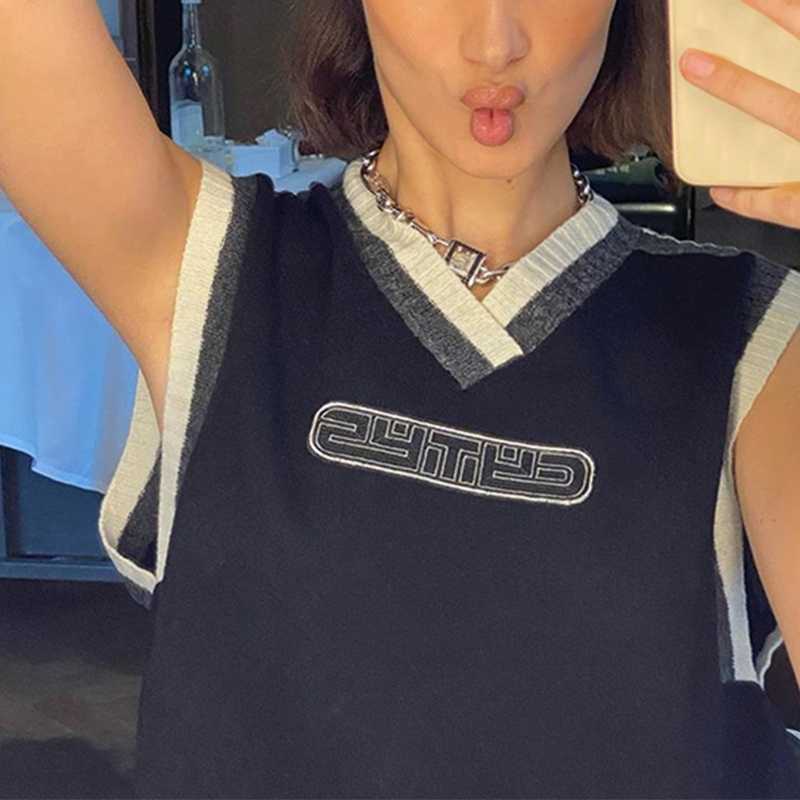 Women Retro Knitted Sleeveless Vest V-Neck Letters Print Loose Sweater Crop Top 210819