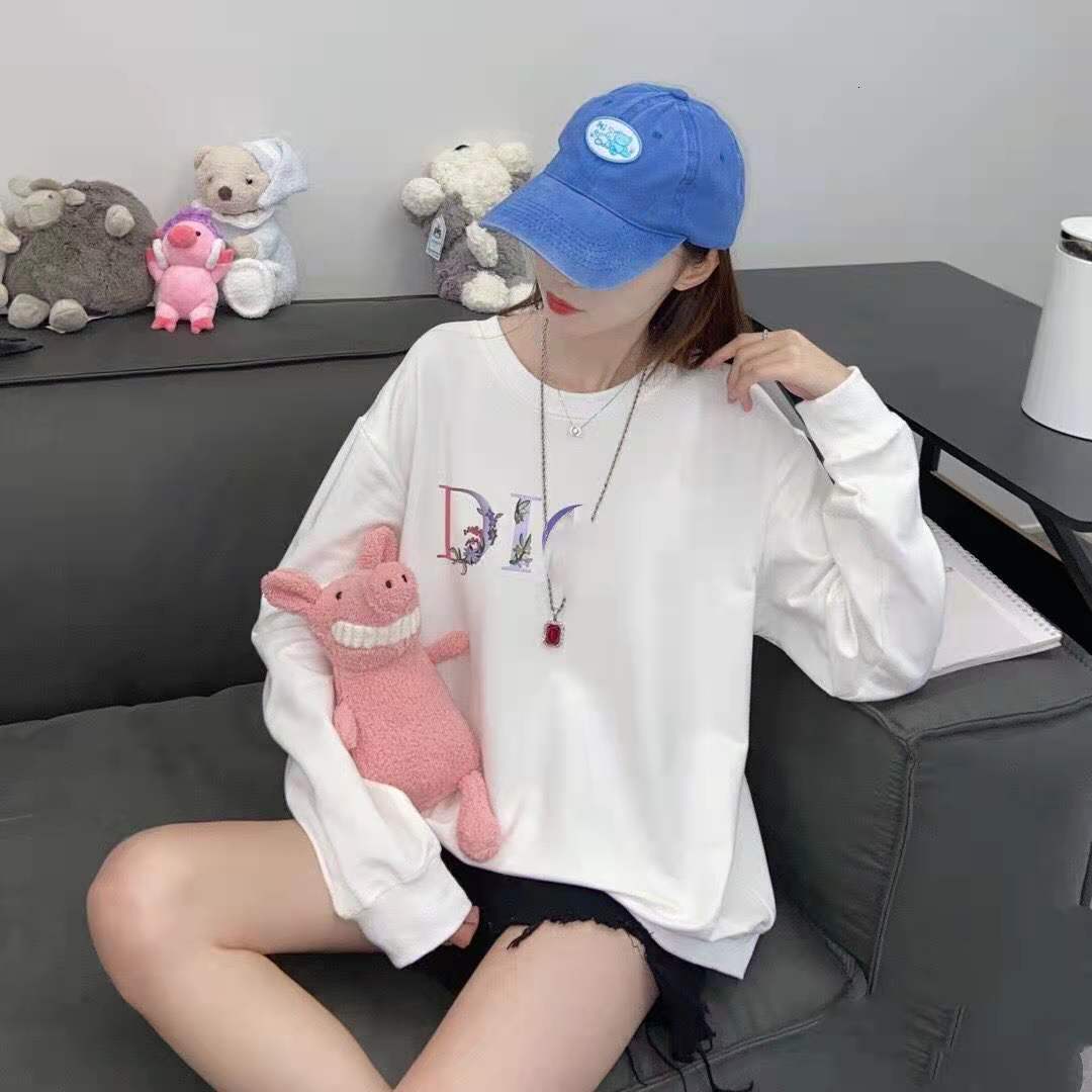 hoodies t shirt product in early autumn of 2021 d family flower letter embroidery lovers round neck sweater high version 480g, Black
hoodies t shirt product in early autumn of 2021 d family flower letter embroidery lovers round neck sweater high version 480g, Black