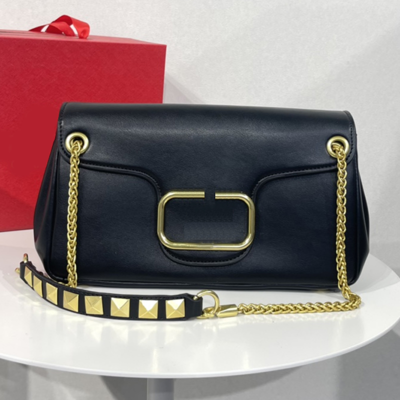 Newest Luxury Women's Brand Shoulder Bags Designer Handbag With Rivets ,Luxurys Designers Handbags 2022 Fashion Classic Crossbody Messenger Bag For Women, Black
Newest Luxury Women's Brand Shoulder Bags Designer Handbag With Rivets ,Luxurys Designers Handbags 2022 Fashion Classic Crossbody Messenger Bag For Women, Black