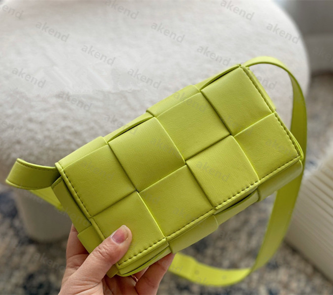 Top quality Genuine leather Cassette Women's men tote crossbody Bags Luxury Designer Nylon fashion shopping wallet Original Cases card pockets handbag Shoulder Bag, Carton
Top quality Genuine leather Cassette Women's men tote crossbody Bags Luxury Designer Nylon fashion shopping wallet Original Cases card pockets handbag Shoulder Bag, Carton