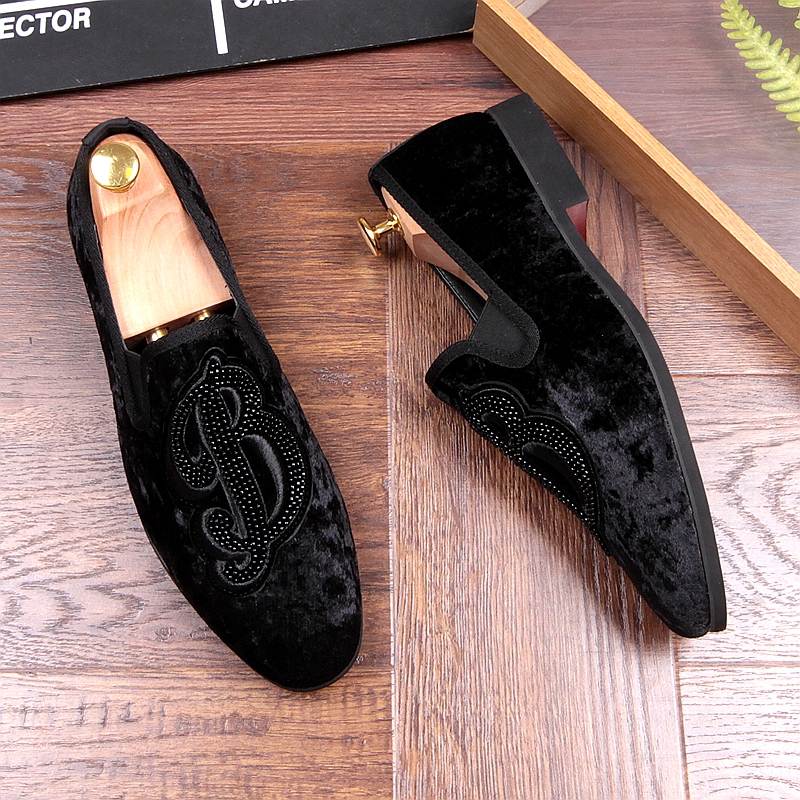 Embroidery beads style Men Loafers Black Suede Shoes Slippers Party Wedding Dress Men's Flats Genuine Leathe
Embroidery beads style Men Loafers Black Suede Shoes Slippers Party Wedding Dress Men's Flats Genuine Leathe