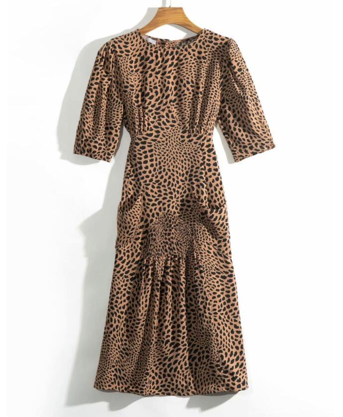 Vitage Leopard Print Women Dress French Style Ladies Short Puff Sleeve Ruched Slim Waist A-line Midi Long Tea 210429