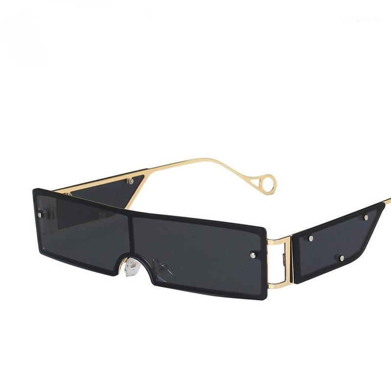 Small Square One-piece Sunglasses With Rivet Personality Metal Retro For Men And Women
Small Square One-piece Sunglasses With Rivet Personality Metal Retro For Men And Women