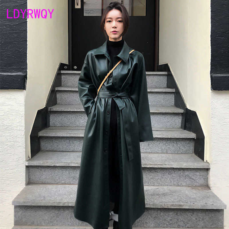 pu leather slim women's spring and autumn windbreaker Korean version of the long thin Single Breasted Office Lady 210603, Dark green
pu leather slim women's spring and autumn windbreaker Korean version of the long thin Single Breasted Office Lady 210603, Dark green