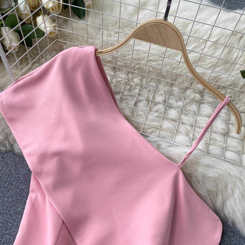 DEAT Women Off Shoulder Vintage Irregular Split Suspender Vest Sexy Solid Color Slim Fashion Spring Summer 11B353 210709