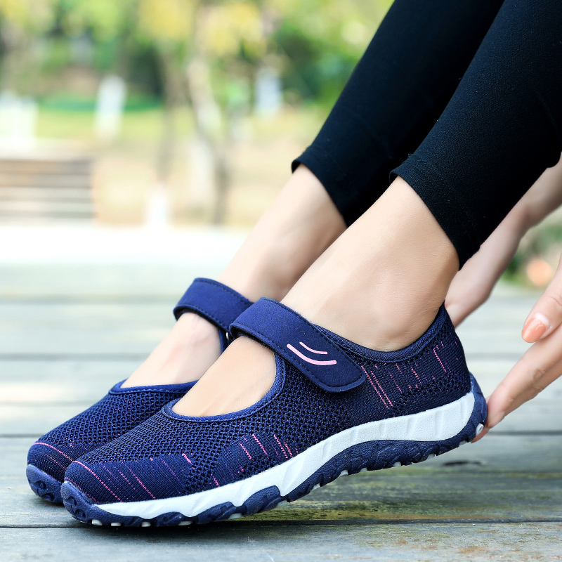 2021 Fashion Women Men Running Shoes Outdoor Sports Sneakers Black Red Grey Size Eur 35-41 Code 67-1803
2021 Fashion Women Men Running Shoes Outdoor Sports Sneakers Black Red Grey Size Eur 35-41 Code 67-1803