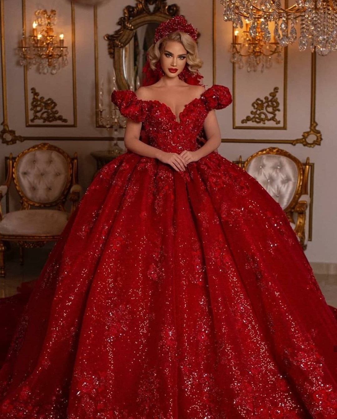 Off the Shoulder Red Wedding Dresses Vintage Ball Gown Sequined Bridal Dress Lace Appliques Plus Size vestido de novia