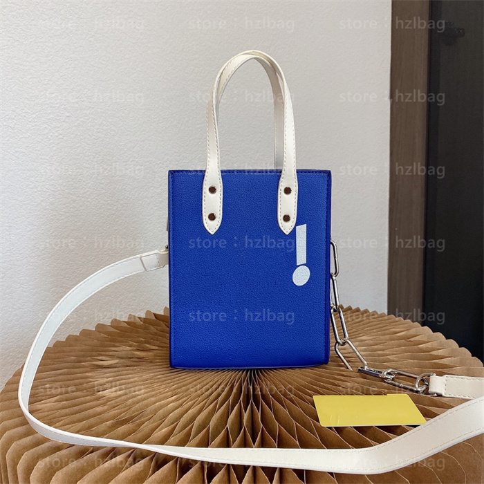 Sac Plat XS bag Blue leather double handle Mini Cross Body Bags Luxurys Purse Wallet M80841, Color 01
Sac Plat XS bag Blue leather double handle Mini Cross Body Bags Luxurys Purse Wallet M80841, Color 01