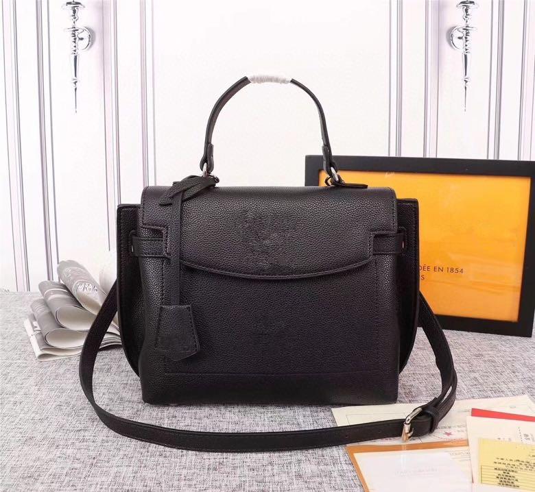 High Quality 2021 Luxurys Designers Bags Lady Bag Shoulder Messenger Women Totes Fashion Classic Handbags Printed Crossbody Purse Wallet Handbag Ladies, 01
High Quality 2021 Luxurys Designers Bags Lady Bag Shoulder Messenger Women Totes Fashion Classic Handbags Printed Crossbody Purse Wallet Handbag Ladies, 01