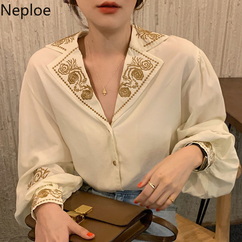 Neploe Women Blouses Loose Temperament Lantern Sleeve Shirt Tops Korean Vintage Blouse Heavy Embroidery Blusas Mujer 4h515 210422