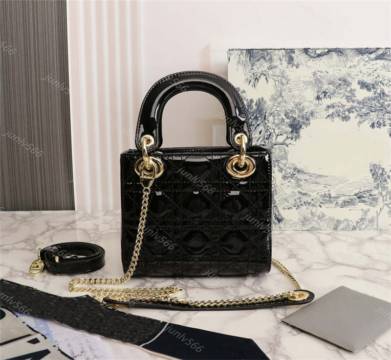 5A Tartan Designers handbags Luxury designer handbag LOULOU Y-shaped seam leather ladies metal chain shoulder bag high quality flap bag messenger bag wholesale, White
5A Tartan Designers handbags Luxury designer handbag LOULOU Y-shaped seam leather ladies metal chain shoulder bag high quality flap bag messenger bag wholesale, White