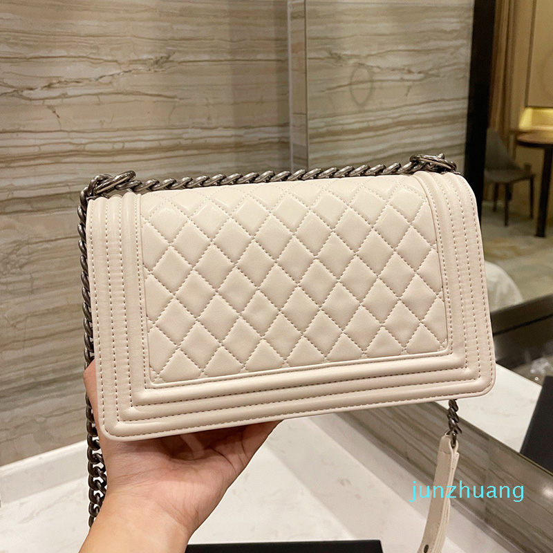 Designer- Autumn Vintage Boy Girls Fashion Flap Bags Calfskin Classic Aged Metal Hardware Quilted Adjustable Shoulder Strap bags
Designer- Autumn Vintage Boy Girls Fashion Flap Bags Calfskin Classic Aged Metal Hardware Quilted Adjustable Shoulder Strap bags