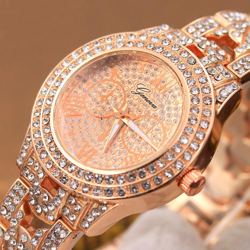 Wristwatches Brand Full Diamond Alloy Women's Watch 2 Eyes Steel Band Quartz Ladies Female Relogio Feminino, Gold
Wristwatches Brand Full Diamond Alloy Women's Watch 2 Eyes Steel Band Quartz Ladies Female Relogio Feminino, Gold