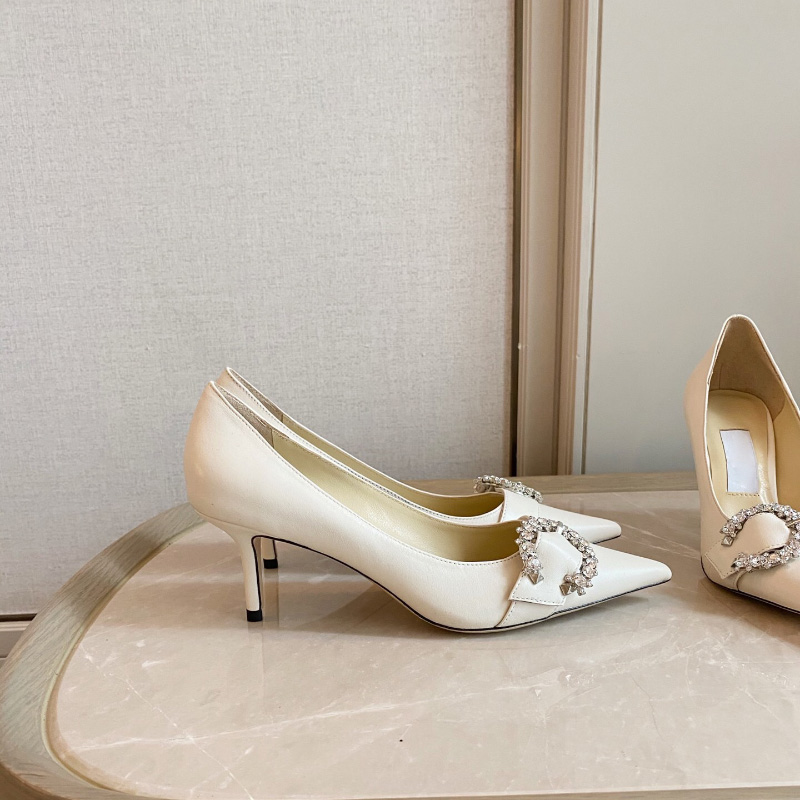 white smooth 65mm pumps stiletto Heels Bridal shoes crystal studded buckle women's heel Luxury Designers Dress shoe ladies Evening wedding heeled factory footwear, Gift(not sold separately)
white smooth 65mm pumps stiletto Heels Bridal shoes crystal studded buckle women's heel Luxury Designers Dress shoe ladies Evening wedding heeled factory footwear, Gift(not sold separately)